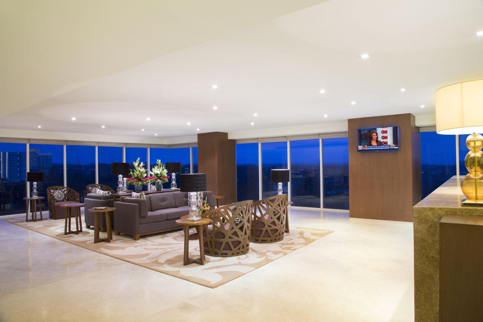 Oakwood Residence Whitefield Bangalore Exteriör bild
